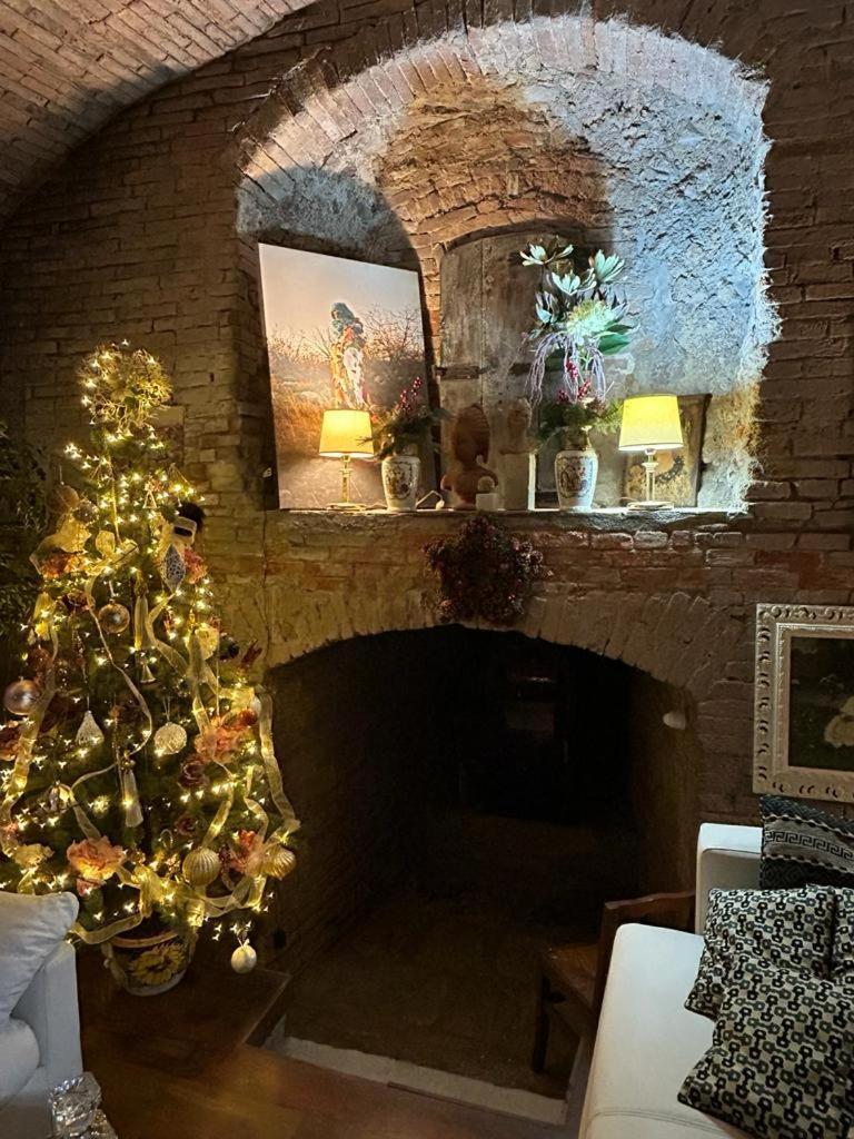 Borgo Di Beppe E Gloria Suite San Giovanni Valdarno Esterno foto